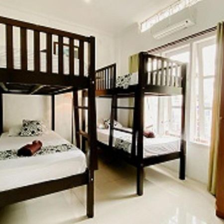 Dormitory Tourism Sritanjung Banyuwangi By Gajahsora Management ภายนอก รูปภาพ