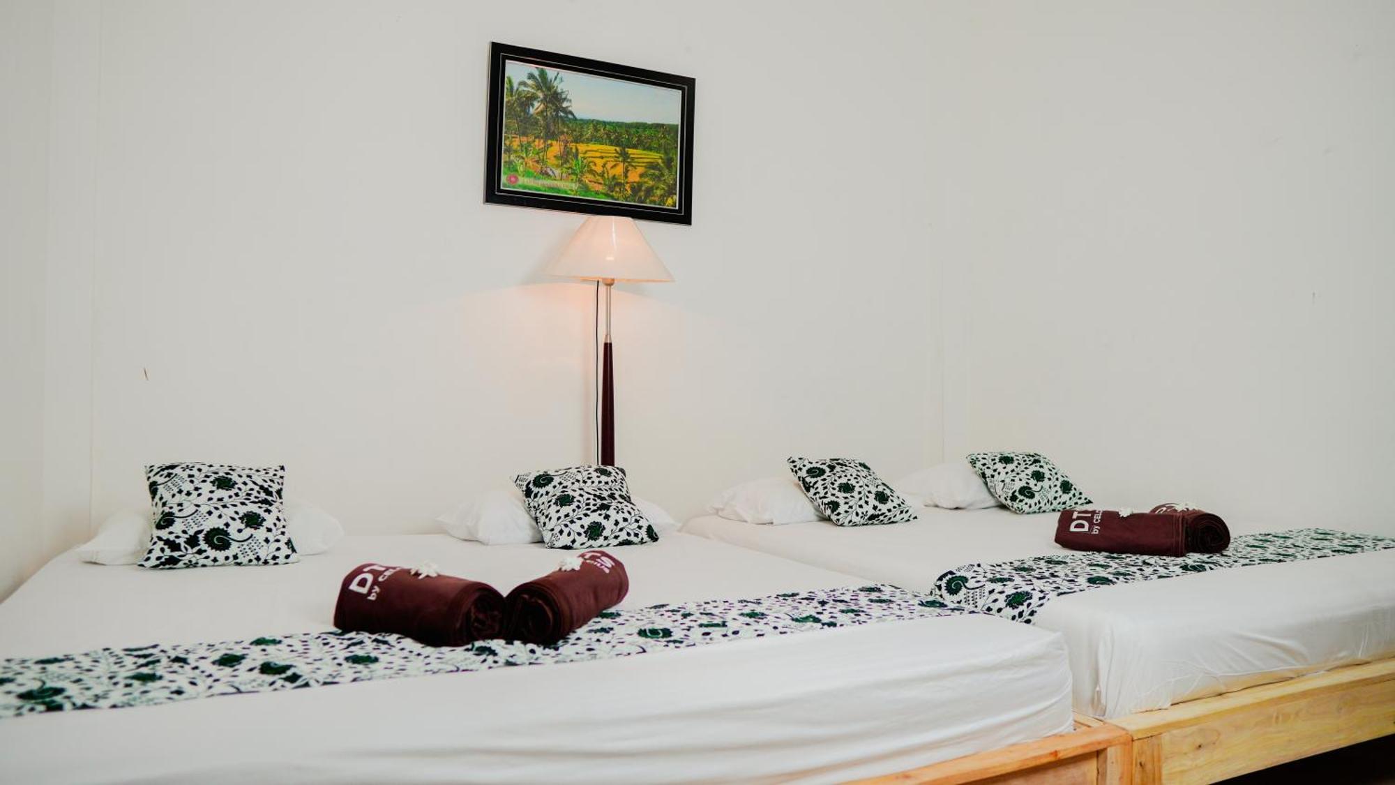Dormitory Tourism Sritanjung Banyuwangi By Gajahsora Management ภายนอก รูปภาพ
